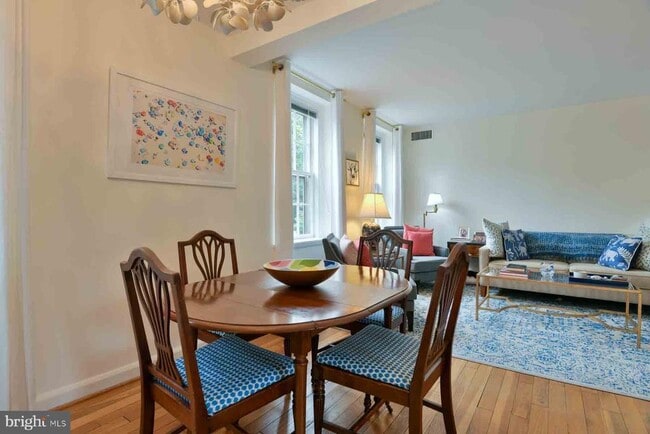 3831 Newark St NW in Washington, DC - Building Photo - Building Photo