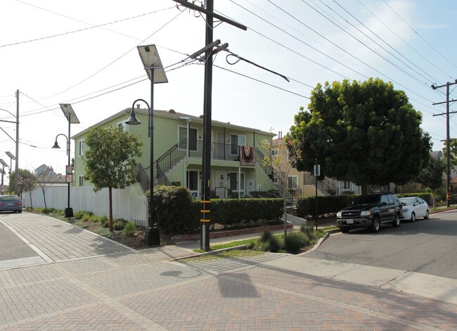 750-752 Marine St in Santa Monica, CA - Building Photo - Building Photo