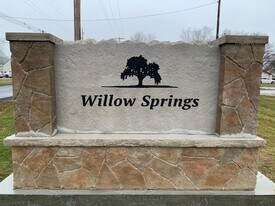 1303 Christopher Cir, Unit #5