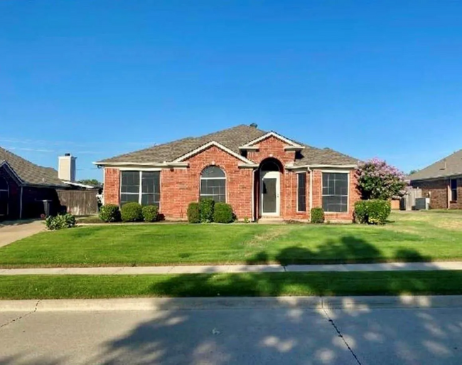 property at 1505 Fairfield Ct