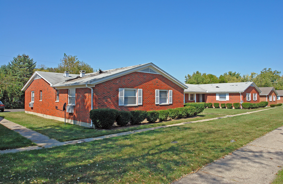 1165 S Alex Rd in Dayton, OH - Building Photo