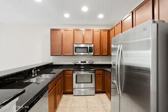 13340 Ocean Mist Dr in Jacksonville, FL - Building Photo - Building Photo