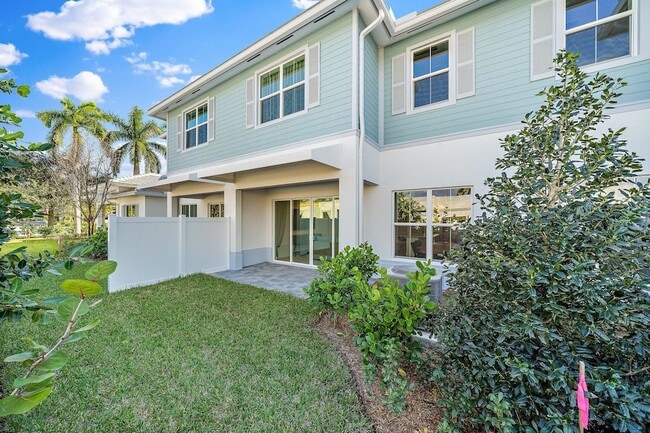 4925 Pointe Midtown Way in Palm Beach Gardens, FL - Foto de edificio - Building Photo