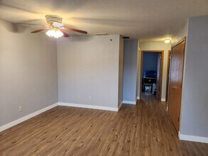 1008 S First St, Unit C in Kirksville, MO - Building Photo - Building Photo