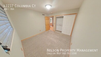 42237 Columbia Ct in Sterling Heights, MI - Building Photo - Building Photo