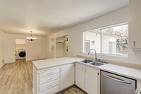 1575 Bondy Ln in Tracy, CA - Building Photo - Building Photo