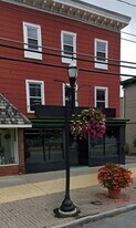 219 Genesee St, Unit 3 in Chittenango, NY - Building Photo
