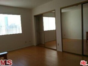 2432 Colby Ave-Unit -203 in Los Angeles, CA - Building Photo - Building Photo