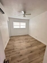 129 SW 5th Ct in Dania Beach, FL - Building Photo - Building Photo