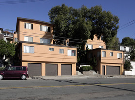 1942-1954 San Diego Ave Apartamentos