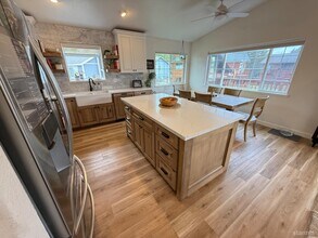 2194 Shasta Ct in South Lake Tahoe, CA - Building Photo - Building Photo