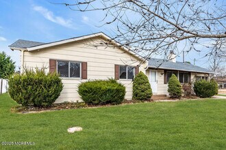1841 2nd Ave in Toms River, NJ - Building Photo - Building Photo