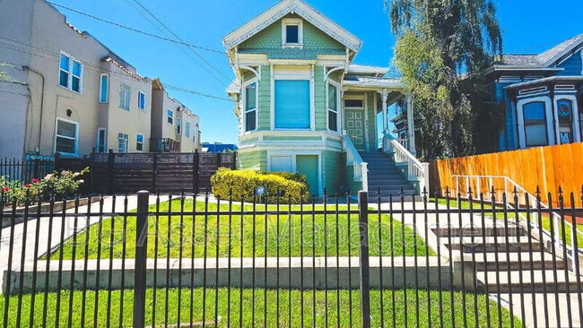 property at 1905 Filbert St