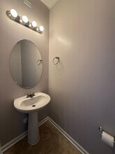 312 Glenhaven Ln in Jacksonville, NC - Building Photo - Building Photo