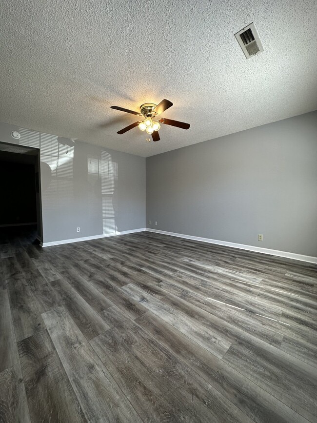 113 Hickory Trace Rd in Clarksville, TN - Building Photo - Building Photo