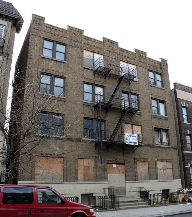 74 Elliot Ave in Yonkers, NY - Building Photo - Building Photo