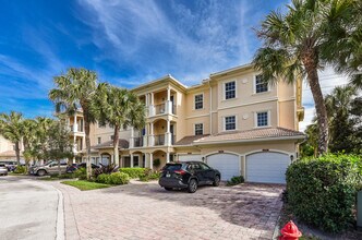 12787 SE Old Cypress Dr in Hobe Sound, FL - Building Photo - Building Photo