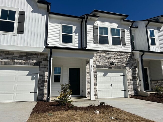 2103 Regal Dr in Durham, NC - Building Photo - Building Photo