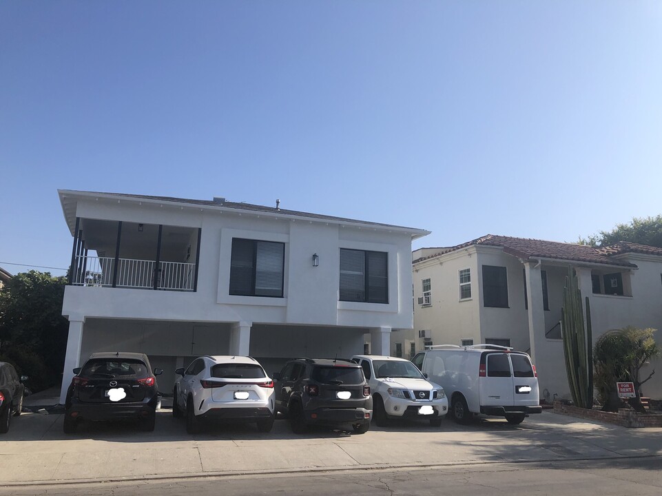 8366 Blackburn Ave, Unit 1 in Los Angeles, CA - Foto de edificio