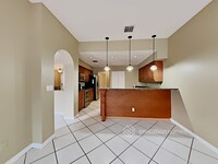 8992 Lake Park Cir S in Davie, FL - Building Photo - Building Photo