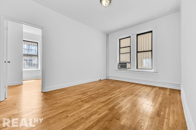 142 S 9th St in Brooklyn, NY - Building Photo - Building Photo
