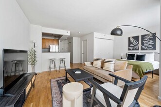 1501 Lexington Ave in New York, NY - Building Photo - Building Photo