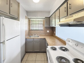 7837 Sail St in New Orleans, LA - Building Photo - Building Photo