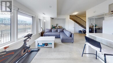 155-155 Downsview Park Blvd in Toronto, ON - Building Photo - Building Photo