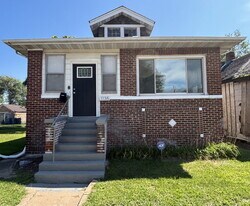 1135 Harrison Blvd in Gary, IN - Building Photo