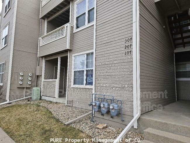 property at 5706 W Asbury Pl