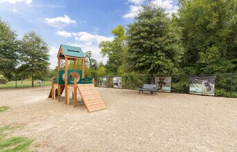 8601 Lenten Rose Ct in Charlotte, NC - Building Photo - Building Photo