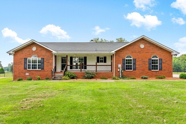 1347 Dudley Rd in Clarksville, TN - Building Photo - Building Photo