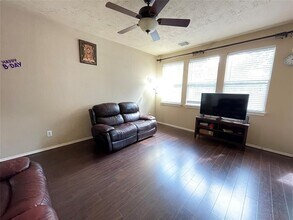 5626 Claybeck Ln in Katy, TX - Building Photo - Building Photo
