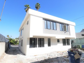 803 N Kingsley Dr in Los Angeles, CA - Building Photo - Building Photo