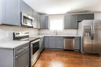 539 Sycamore Br Rd in Asheville, NC - Building Photo - Building Photo
