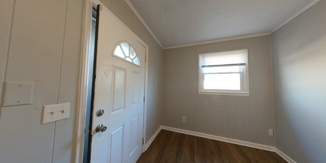 517 Lois Ln in Albemarle, NC - Foto de edificio - Building Photo