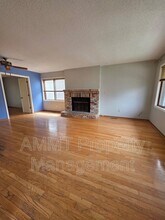 848 Dover St in Iowa City, IA - Building Photo - Building Photo