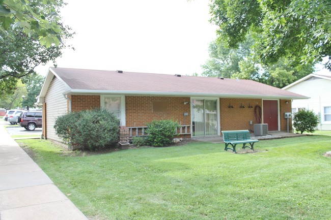 Wentzville Senior Housing in Wentzville, MO - Building Photo - Building Photo