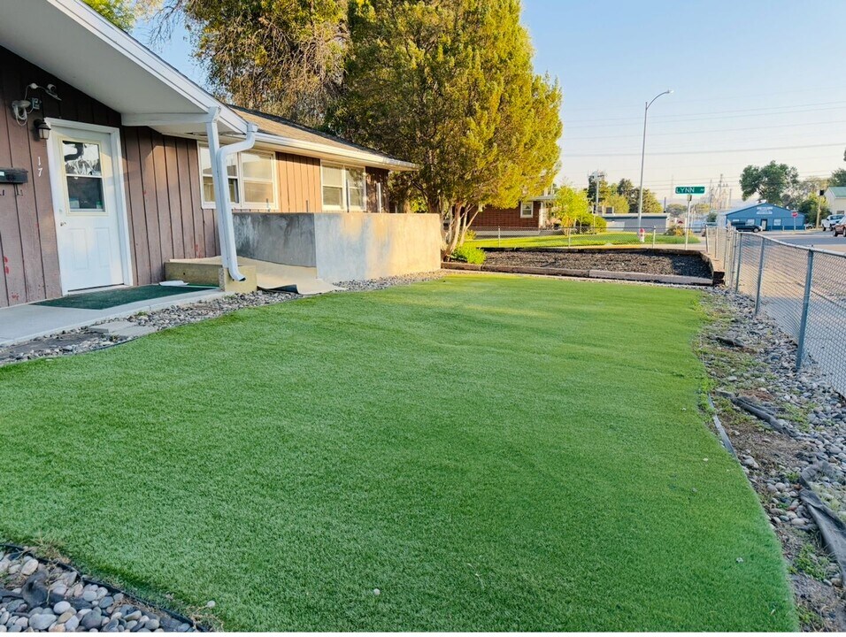 17 14th St W in Billings, MT - Building Photo