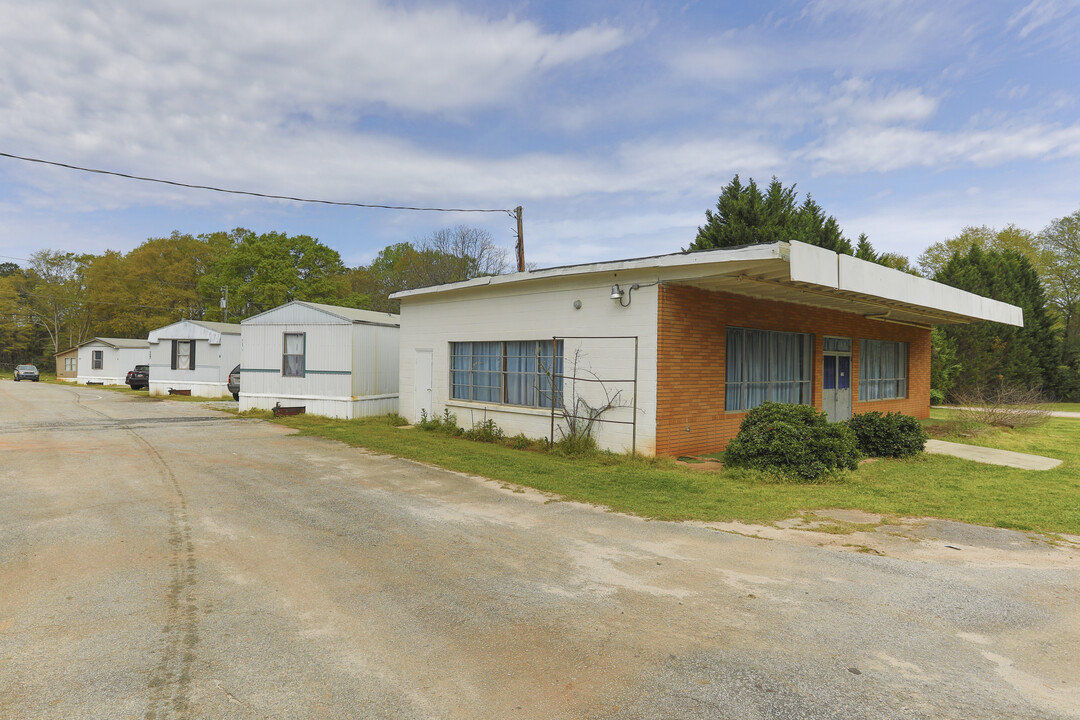 727 Greenville St in Pendleton, SC - Building Photo