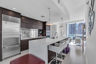 900 Biscayne Blvd in Miami, FL - Building Photo - Building Photo