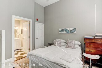 7 W Mulberry St in Baltimore, MD - Building Photo - Building Photo