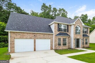 1958 Smithfield Ave in Ellenwood, GA - Foto de edificio - Building Photo