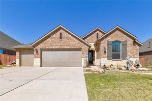 1713 Cherry Glade Trail