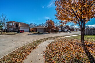 2501 Tar Heel Dr in Fort Worth, TX - Building Photo - Building Photo