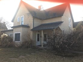 816 Grand Ave in Laramie, WY - Building Photo