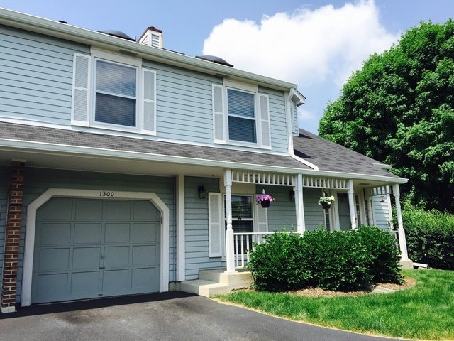 property at 1300 Queensgreen Cir