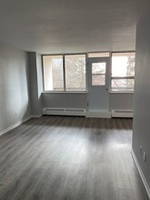 Ambassador Apartments in Mississauga, ON - Building Photo - Building Photo