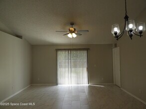 490 Wildwood Ave SW in Palm Bay, FL - Building Photo - Building Photo