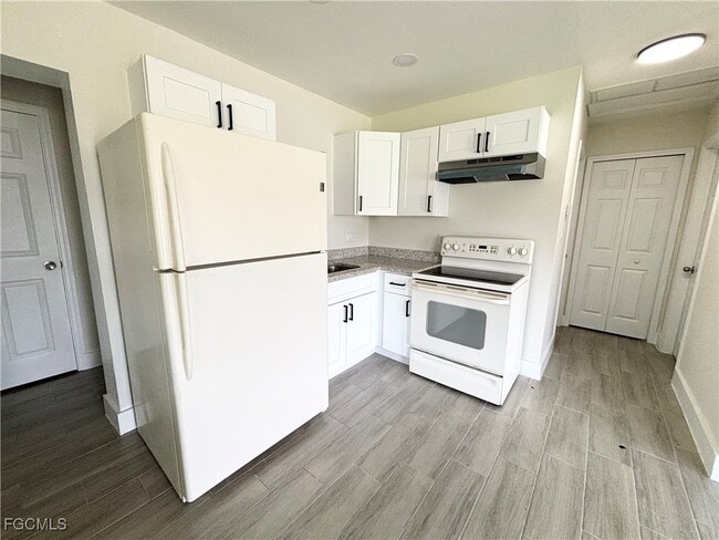 property at 581 Wood Ave